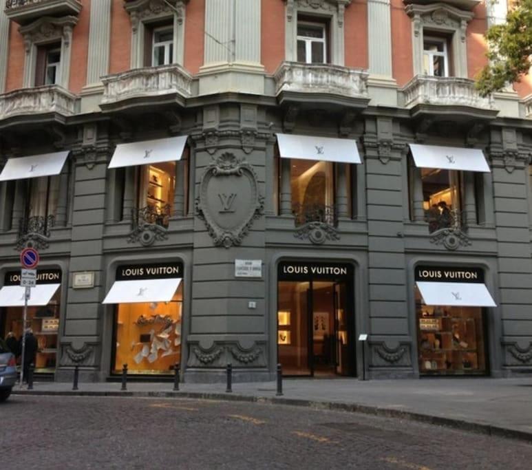 Apartment Crystal Flat 2 Steps From Via Dei Mille Naples